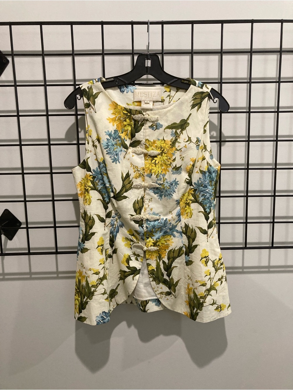 Annalise Vest